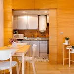 One Bedroom Apartment In Historic Center Of Cascais, Walking Distance To The Beach Кашкайш