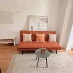 One Bedroom Apartment In Historic Center Of Cascais, Walking Distance To The Beach Cascais