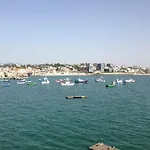 One Bedroom Apartment In Historic Center Of Cascais, Walking Distance To The Beach Appartamento