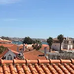 One Bedroom Apartment In Historic Center Of Cascais, Walking Distance To The Beach Cascais