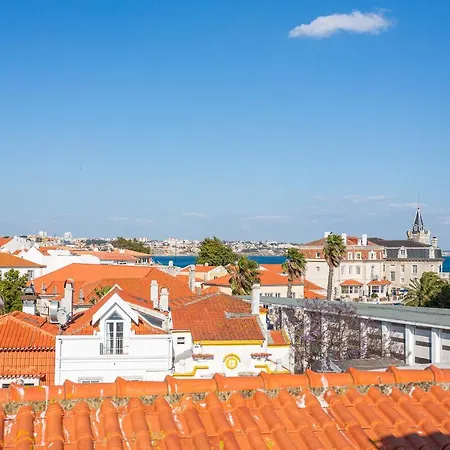 One Bedroom In Historic Center Of Cascais, Walking Distance To The アパート カスカイス