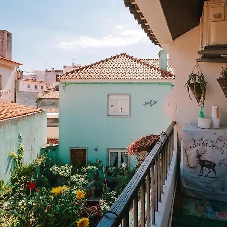 One Bedroom Apartment In Historic Center Of Cascais, Walking Distance To The Beach Апартаменты