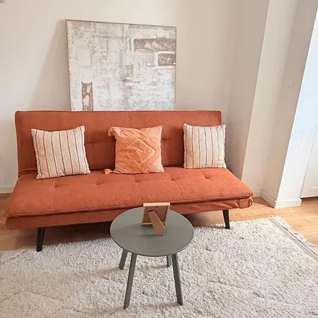 One Bedroom In Historic Center Of Cascais, Walking Distance To The *