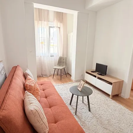 Apartmán One Bedroom In Historic Center Of Cascais, Walking Distance To The *