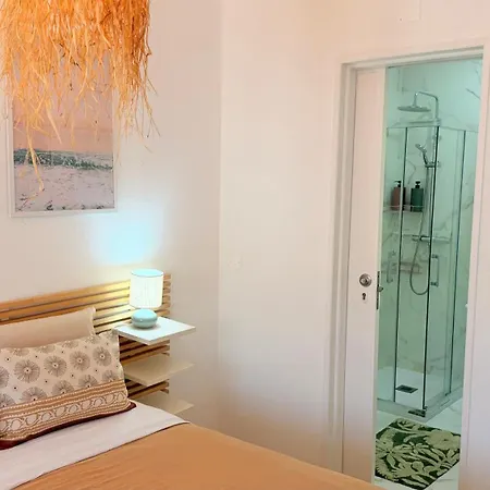 One Bedroom In Historic Center Of Cascais, Walking Distance To The Apartment Cascais