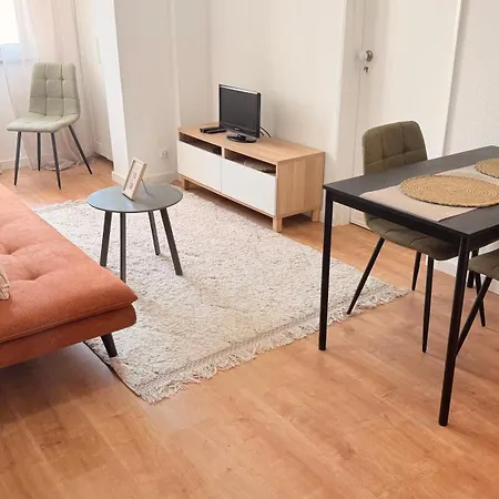 One Bedroom In Historic Center Of Cascais, Walking Distance To The * Cascais