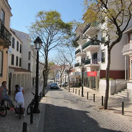 One Bedroom In Historic Center Of Cascais, Walking Distance To The